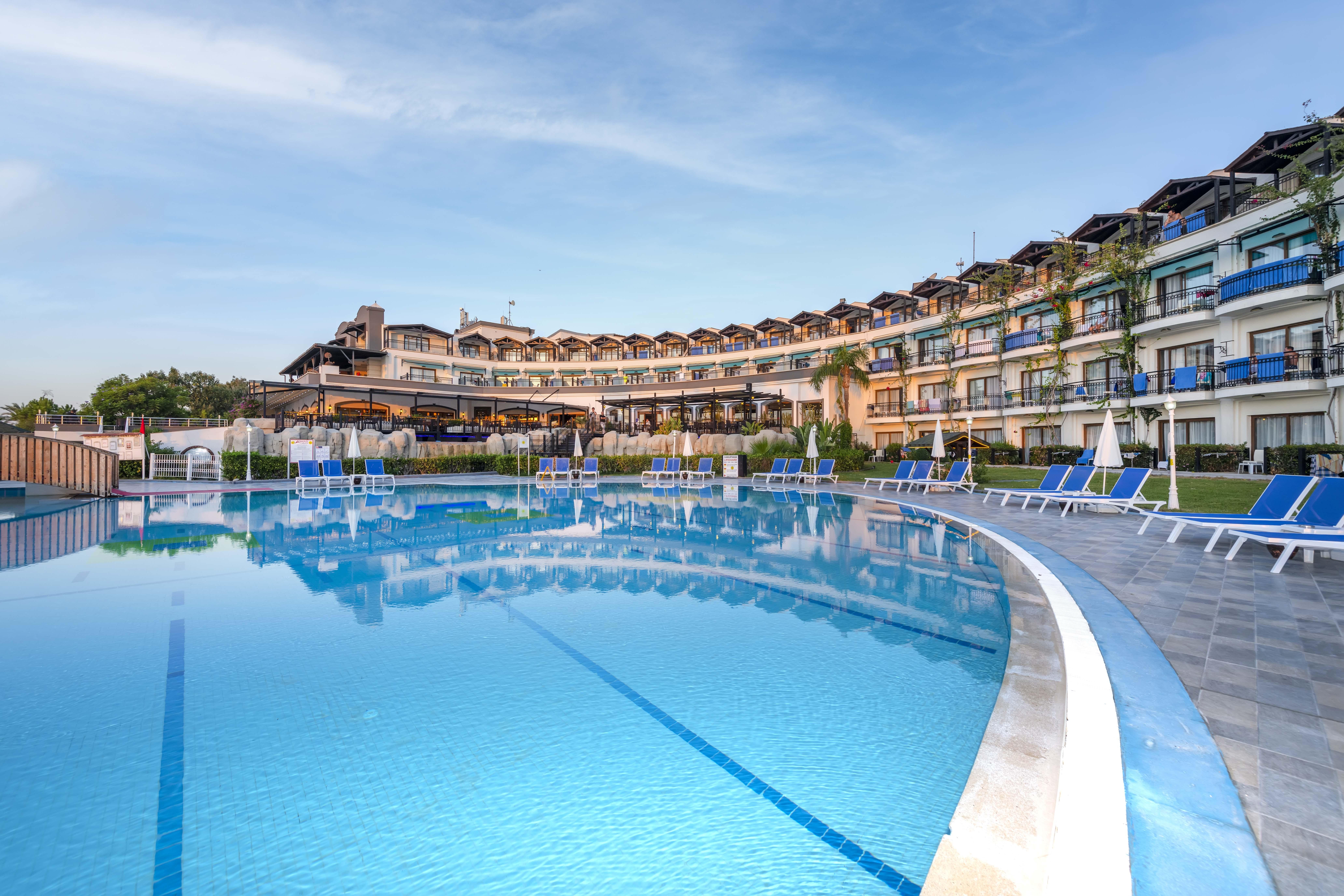 Labada Beach Hotel Camyuva Exterior photo
